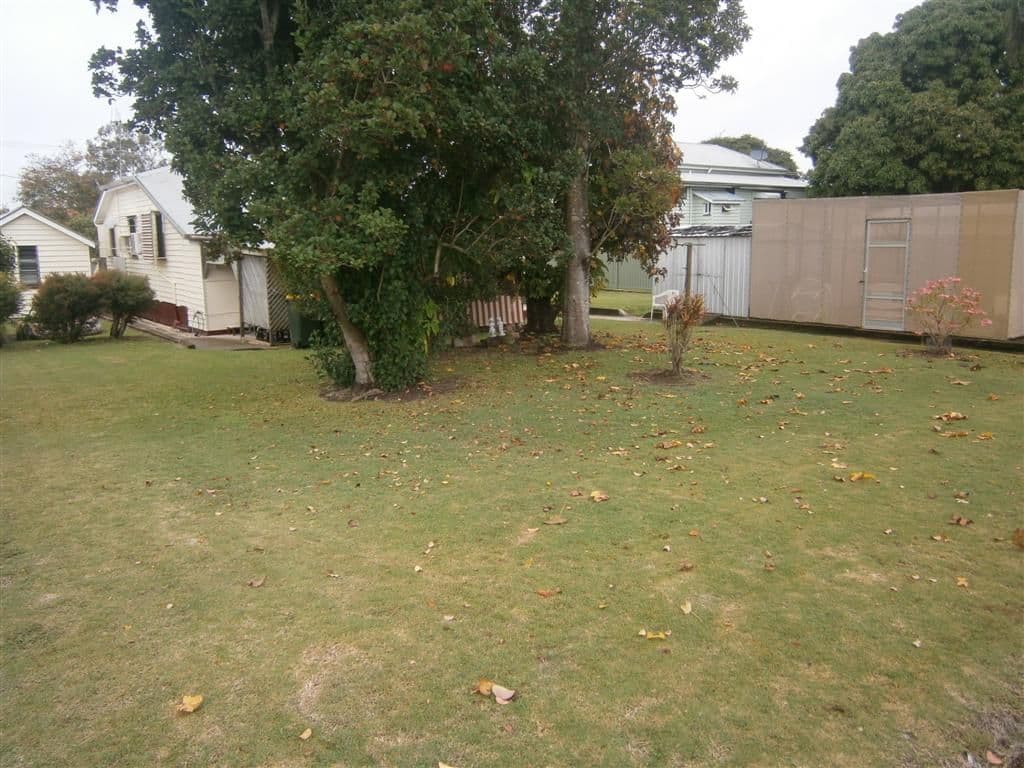 5 Wyper Street, BUNDABERG SOUTH QLD 4670, Bundaberg South - Thumbnail 2