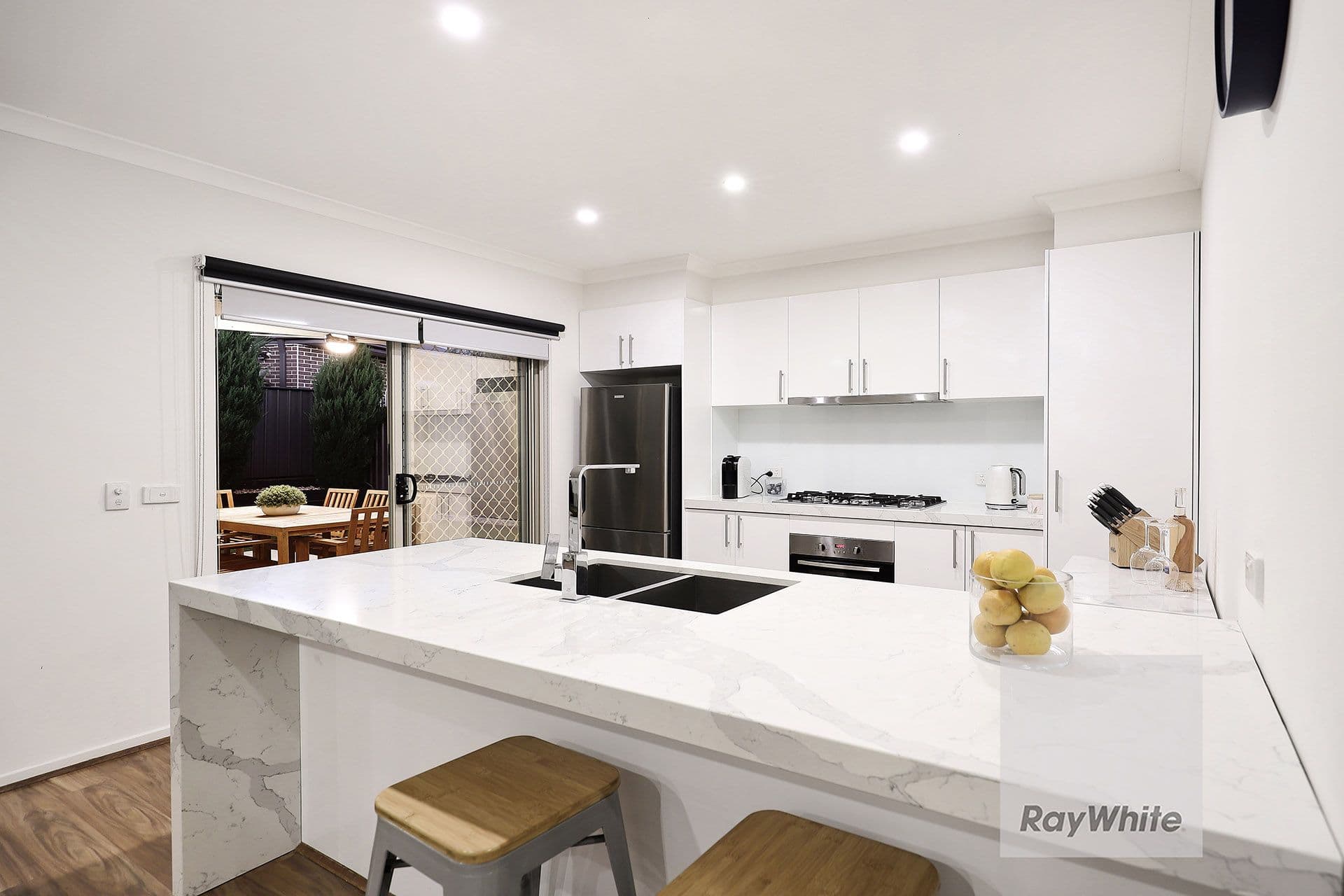 5 Rivette Street, Craigieburn VIC 3064, Craigieburn - Thumbnail 3