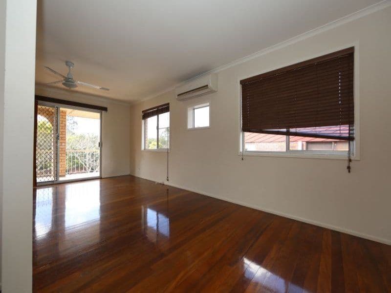 245 Wecker Road, Mansfield QLD 4122, Mansfield - Thumbnail 4