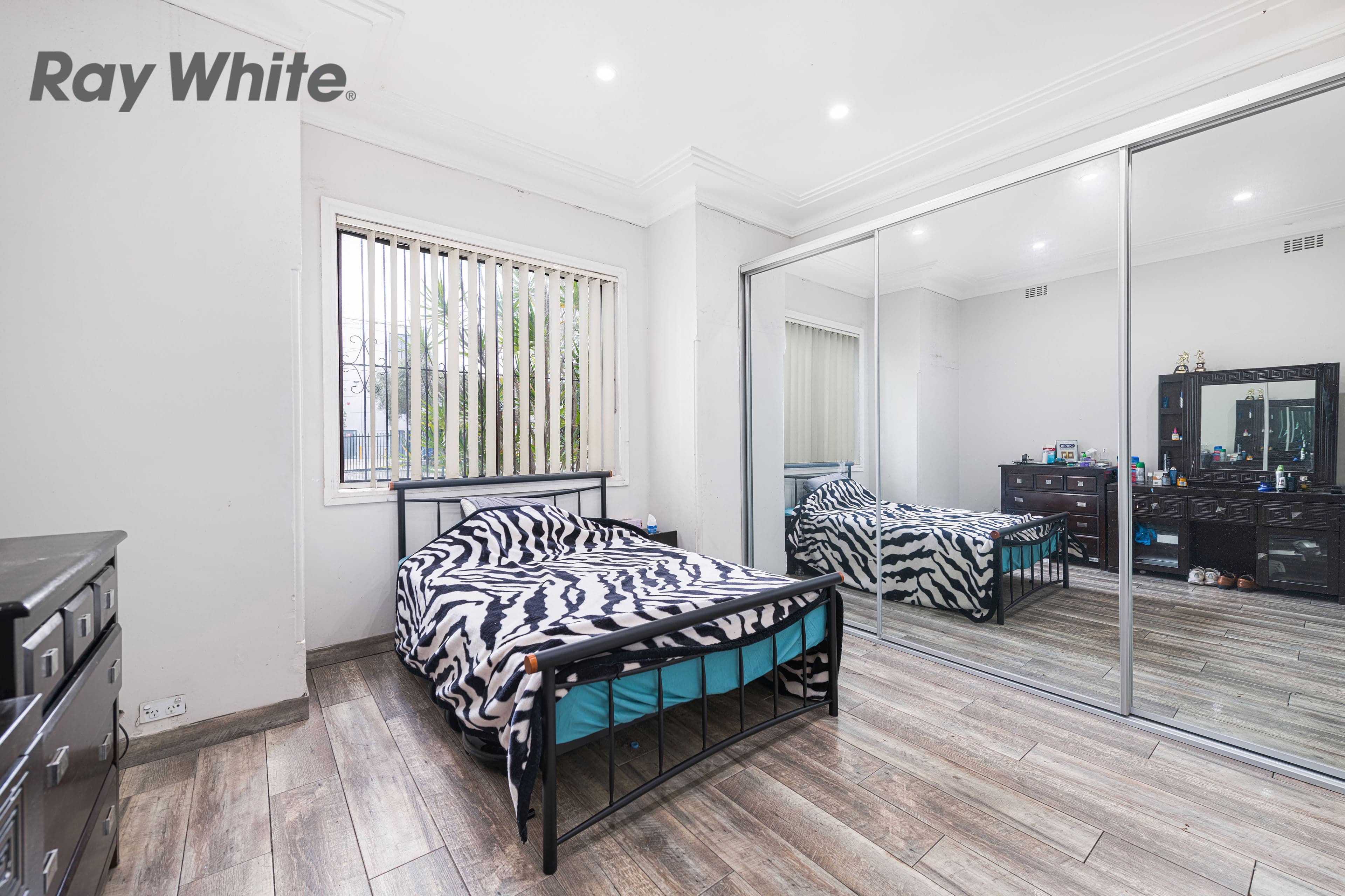40 Hugh Street, Belmore NSW 2192, Belmore - Thumbnail 4