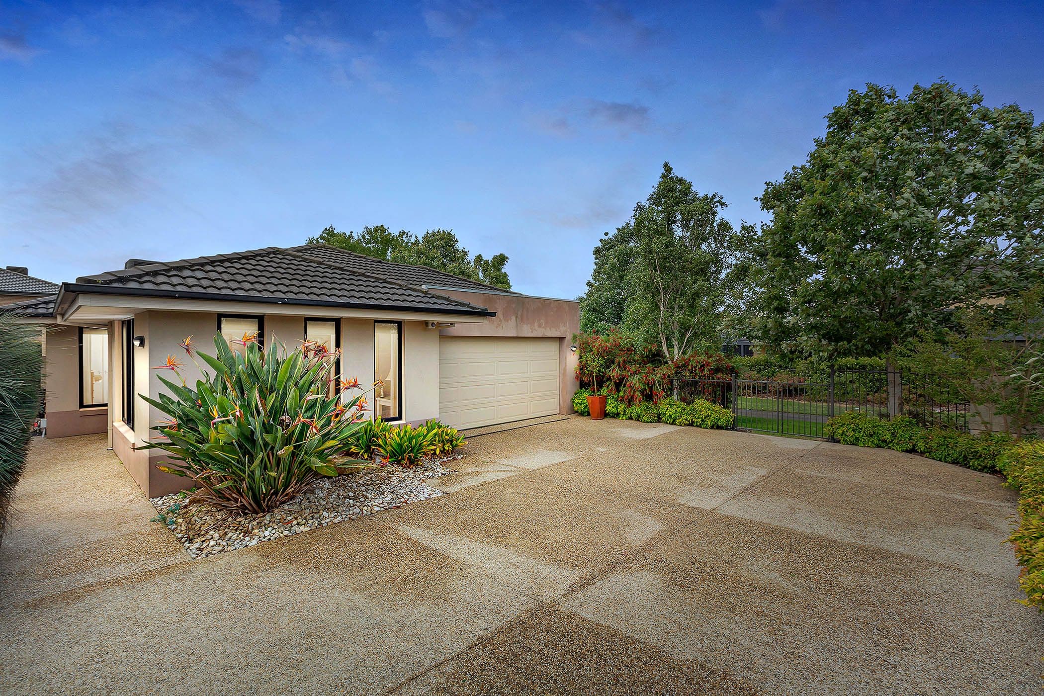 3 Macarthur Close, Sandhurst VIC 3977, Sandhurst - Image 1