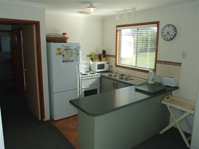 12 Stradbroke Crescent, SURF BEACH VIC 3922, Surf Beach - Thumbnail 2