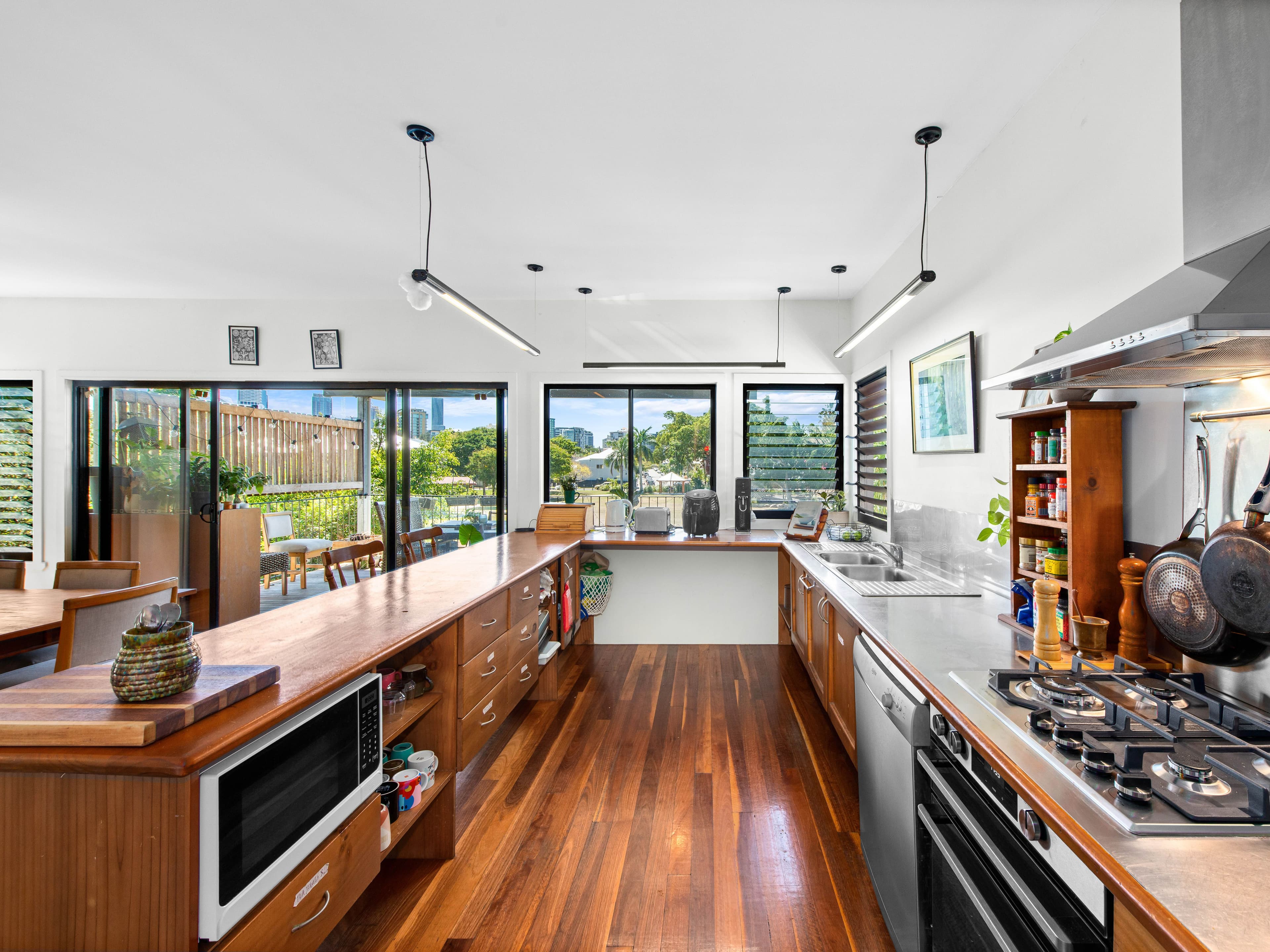 102 Baines Street, Kangaroo Point QLD 4169, Kangaroo Point - Image 1