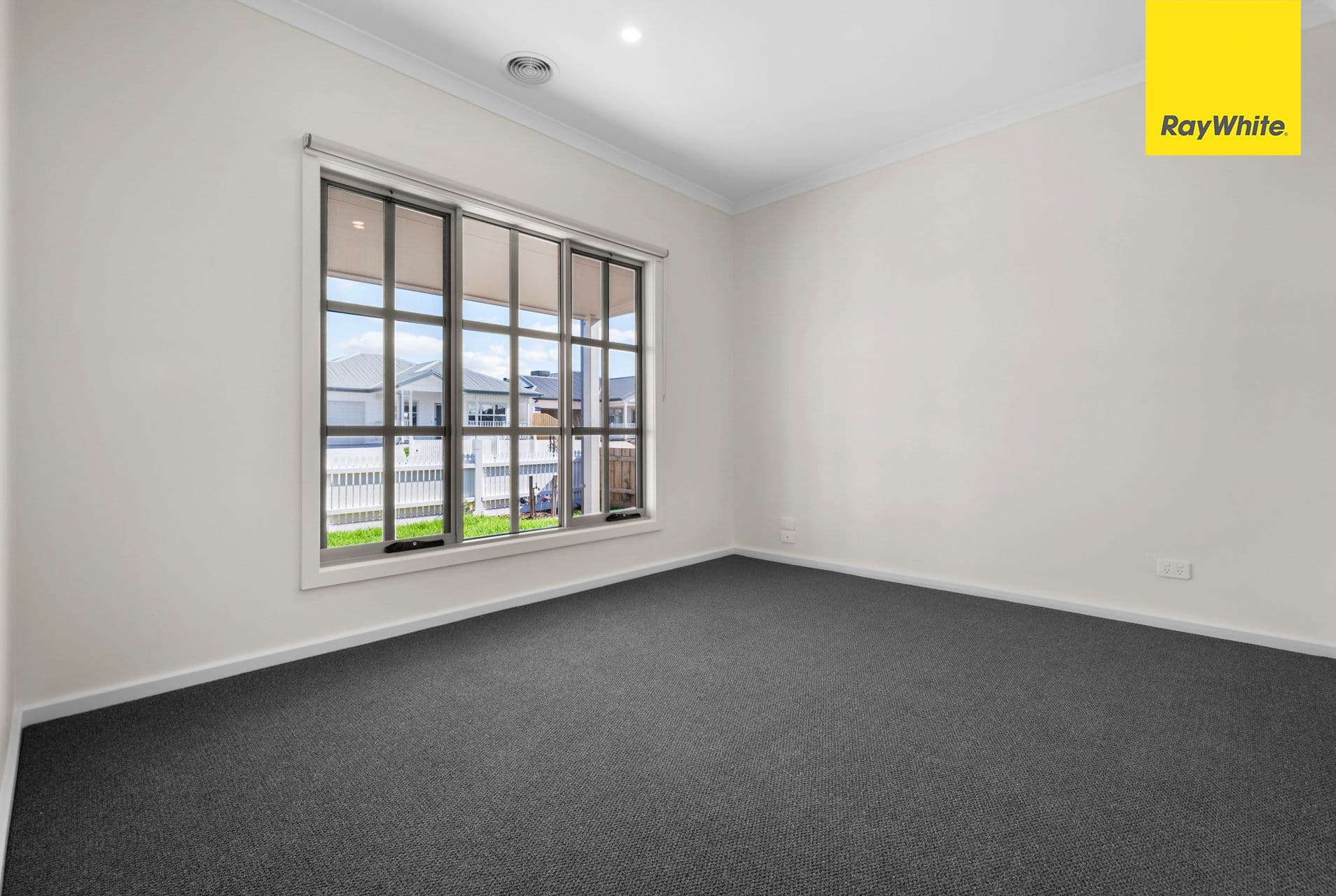 6 Rheola Street, Eynesbury VIC 3338, Eynesbury - Thumbnail 2