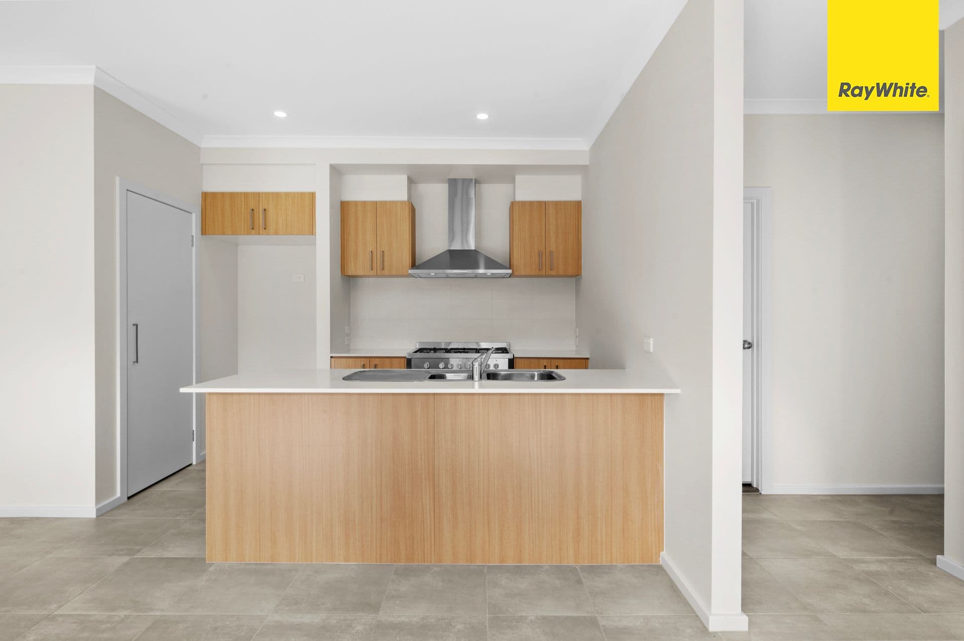 6 Rheola Street, Eynesbury VIC 3338, Eynesbury - Thumbnail 4