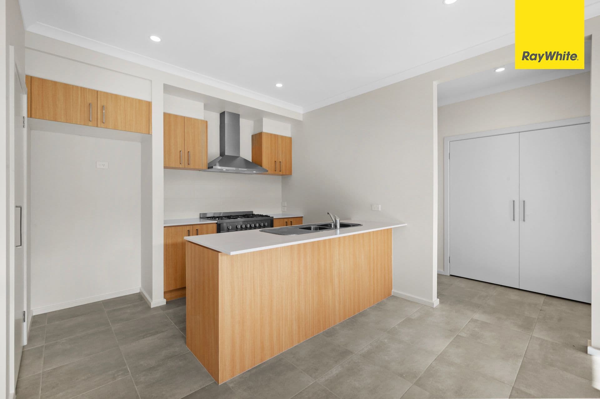 6 Rheola Street, Eynesbury VIC 3338, Eynesbury - Thumbnail 5