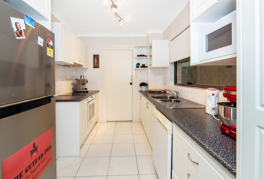 13 Clark Street, Biggera Waters QLD 4216, Biggera Waters - Thumbnail 2