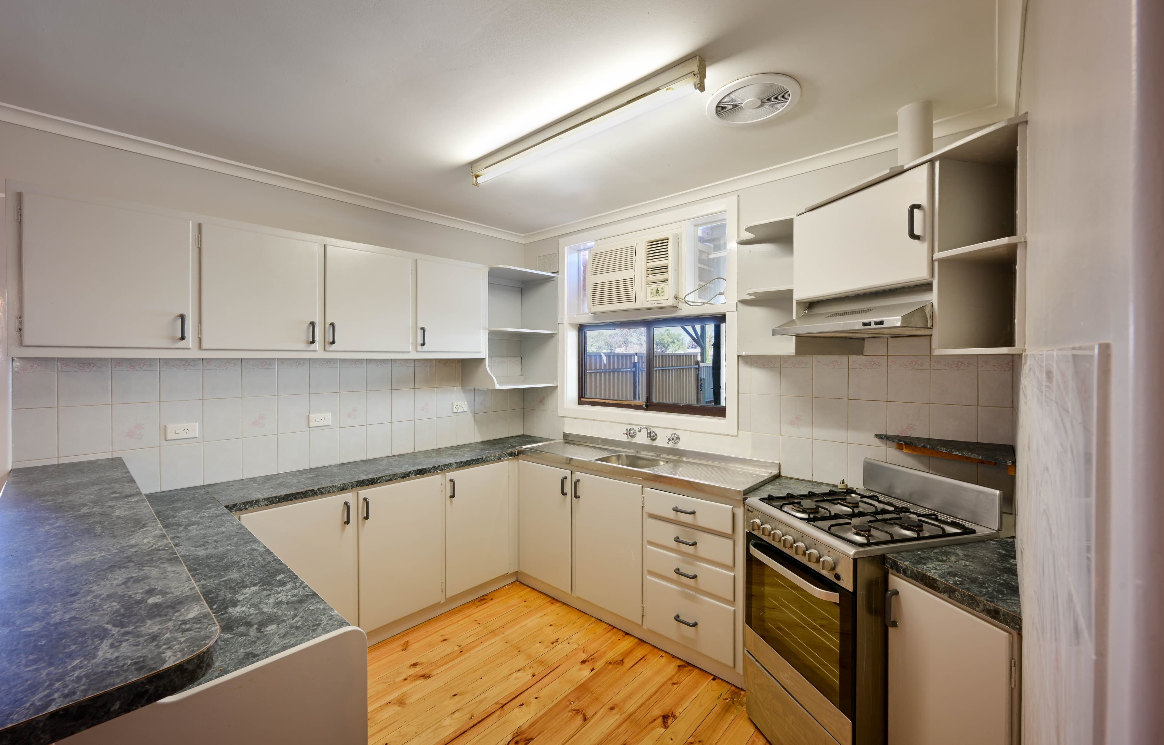 30 Clark Crescent, Whyalla Norrie SA 5608, Whyalla Norrie - Thumbnail 5