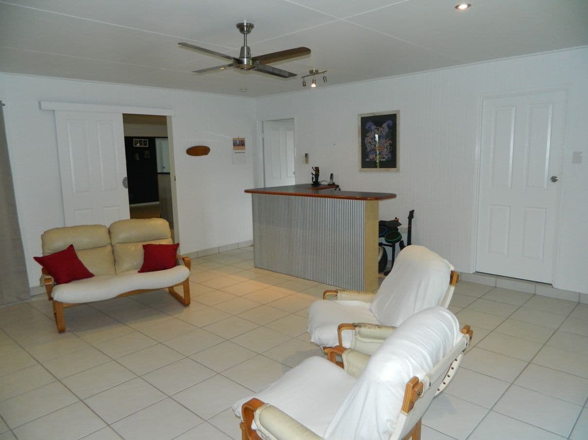 2 Leister Court, BUCASIA QLD 4750, Bucasia - Thumbnail 8