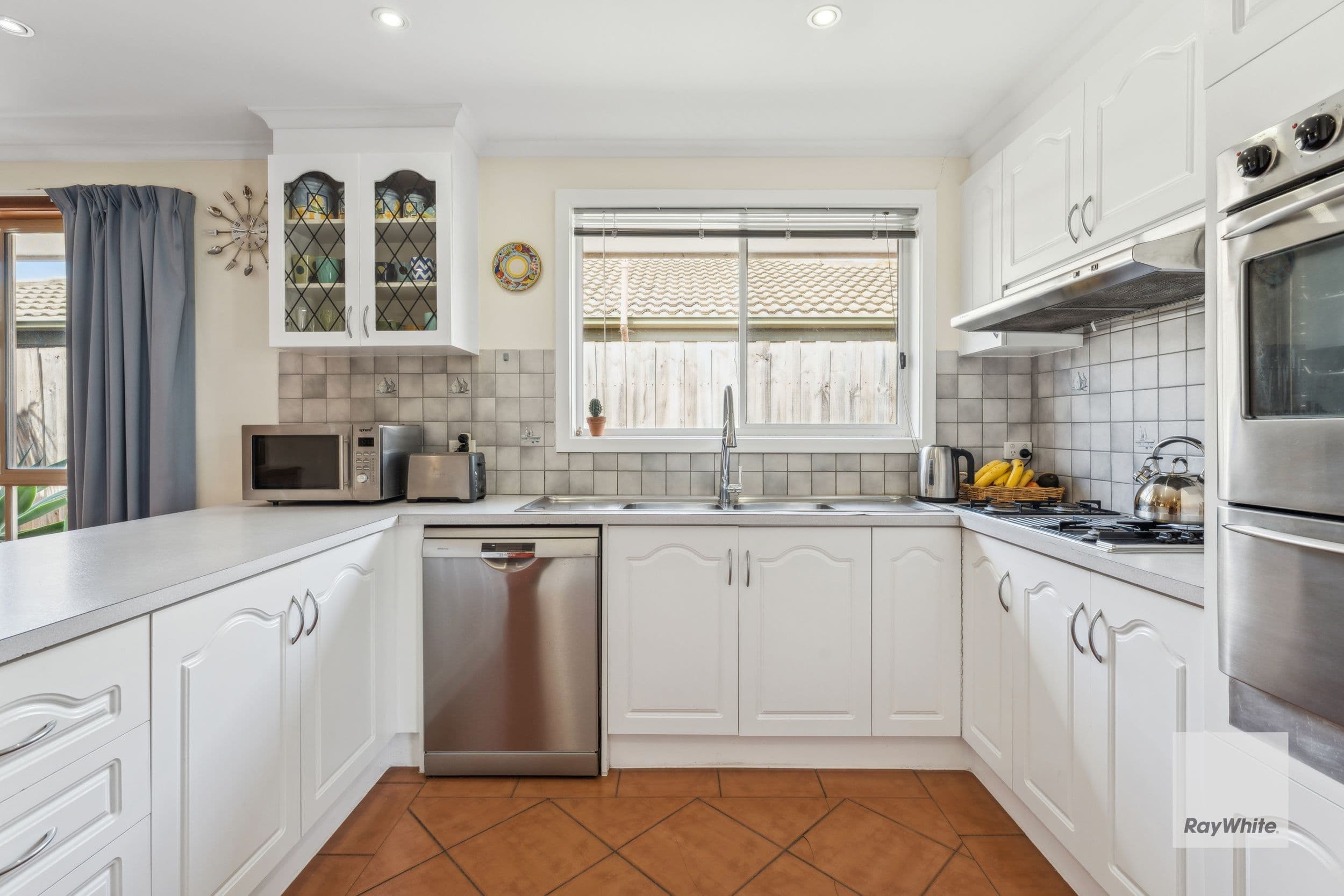 16 Tennyson Drive, Delahey VIC 3037, Delahey - Thumbnail 6