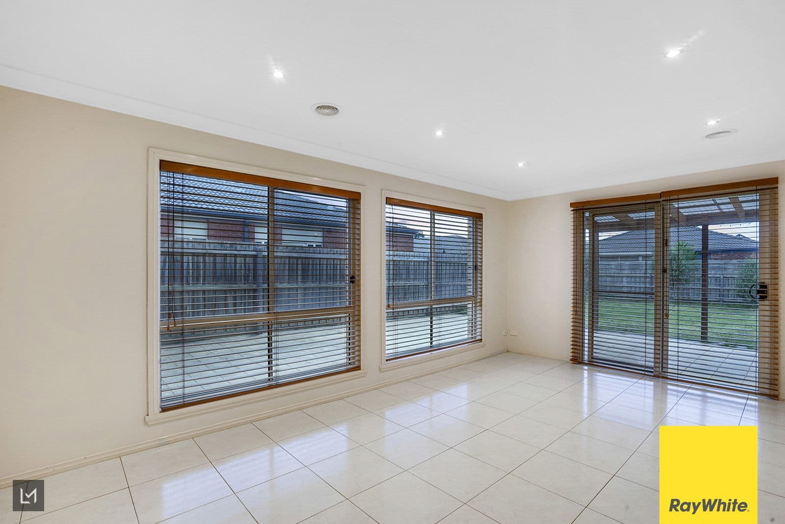 50 Rose Grange Boulevard, Tarneit VIC 3029, Tarneit - Thumbnail 4