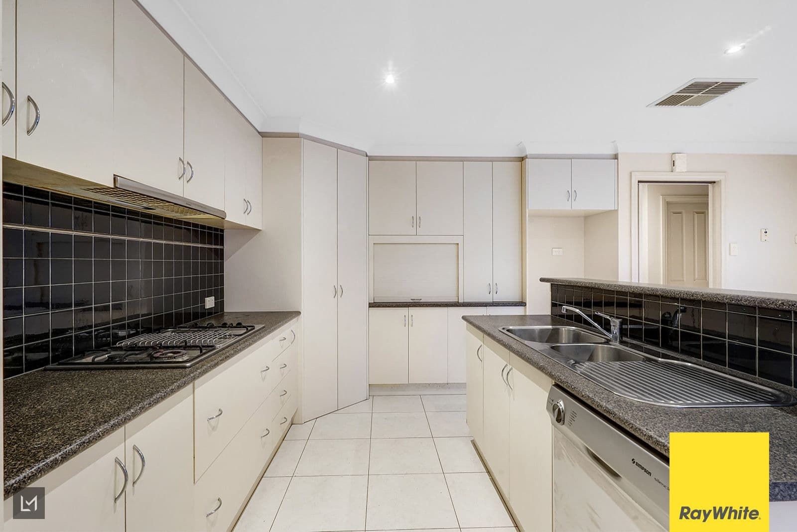 50 Rose Grange Boulevard, Tarneit VIC 3029, Tarneit - Thumbnail 6