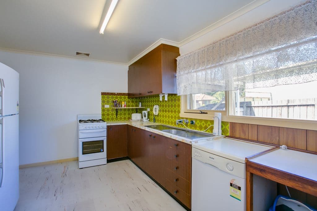 75 Alma Street, Tootgarook VIC 3941, Tootgarook - Thumbnail 4