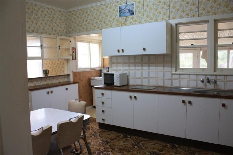 2 Macquarie Street, CENTENARY HEIGHTS QLD 4350, Centenary Heights - Thumbnail 2