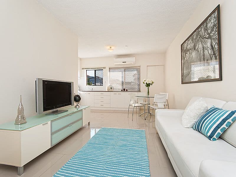 11 Carl Street, WOOLLOONGABBA QLD 4102, Woolloongabba - Thumbnail 2