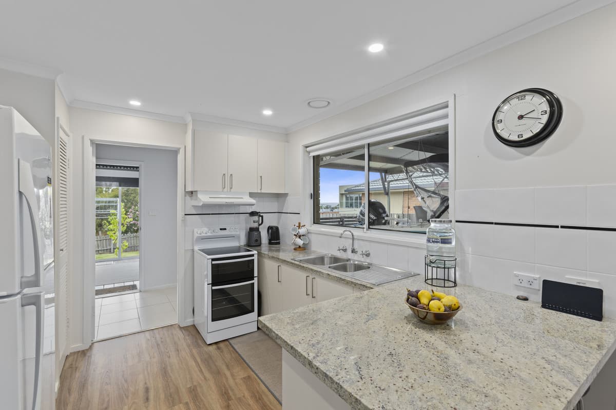 42 Mirrabooka Drive, CLIFTON SPRINGS VIC 3222, Clifton Springs - Thumbnail 3
