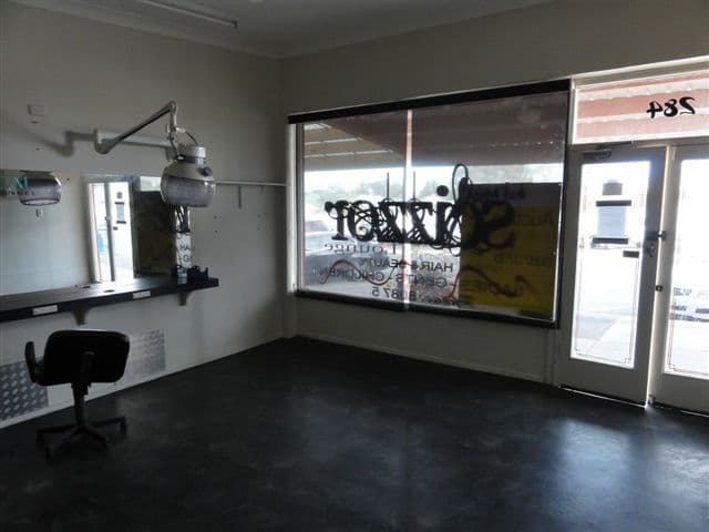 284 McCulloch Street, BROKEN HILL NSW 2880, Broken Hill - Thumbnail 4