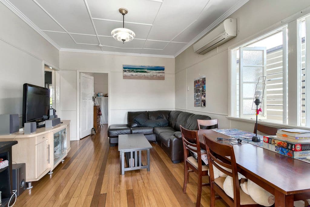 34 Dorothea Street, Cannon Hill QLD 4170, Cannon Hill - Thumbnail 4