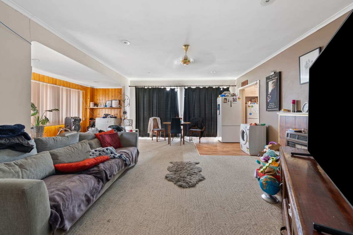 60 McMillan Street, MORWELL VIC 3840, Morwell - Thumbnail 2