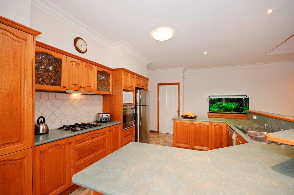 1 OXLEY Court, CHIRNSIDE PARK VIC 3116, Chirnside Park - Thumbnail 3