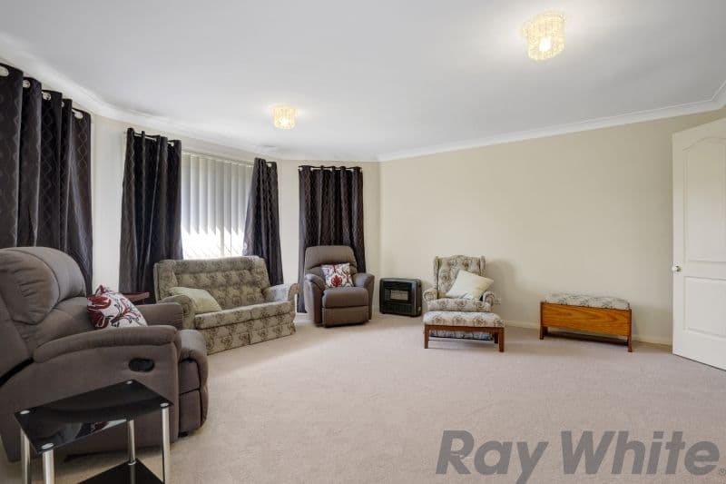 43 Richard Road, Rutherford - Thumbnail 2