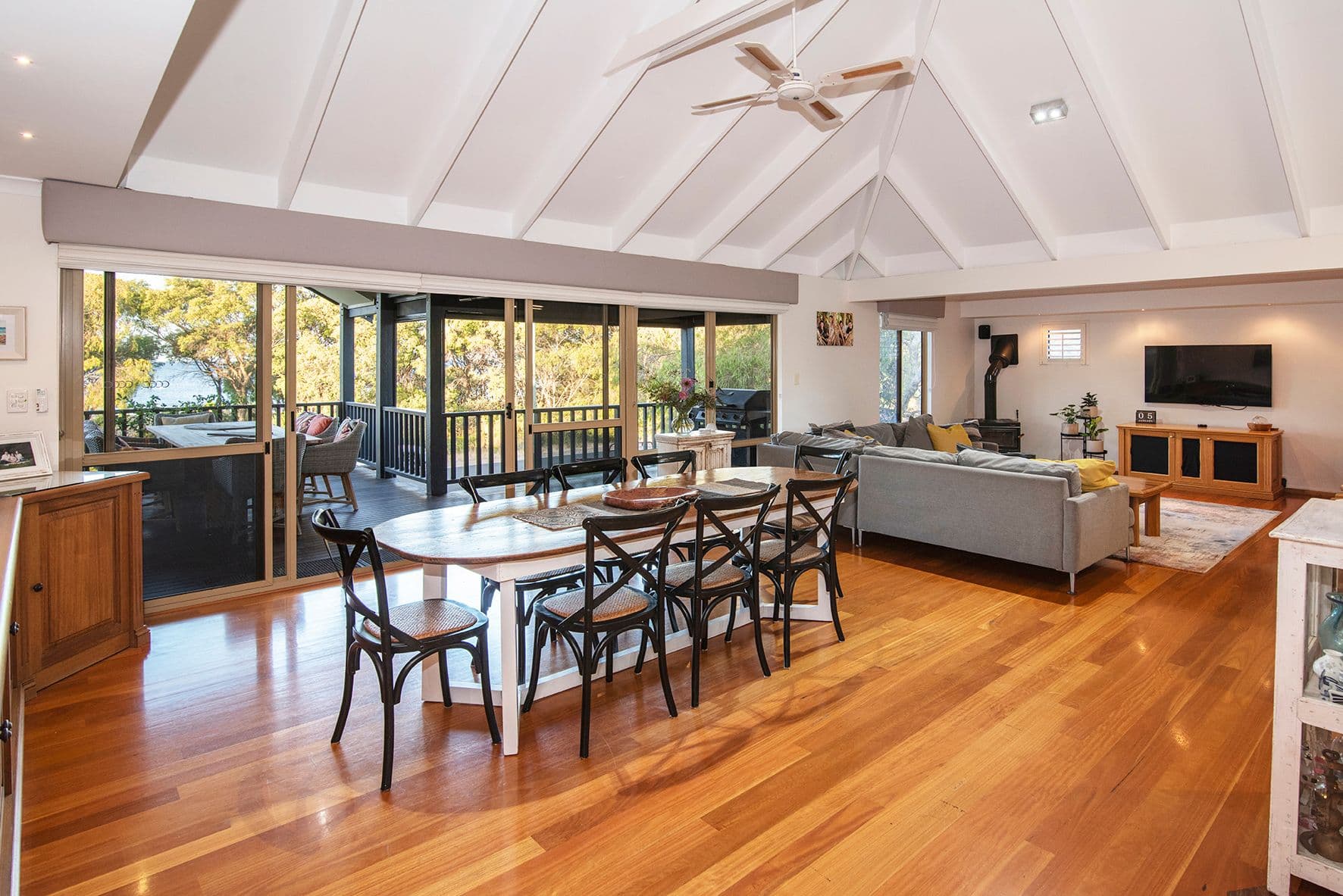 462 Geographe Bay Road, Quindalup WA 6281, Quindalup - Thumbnail 3