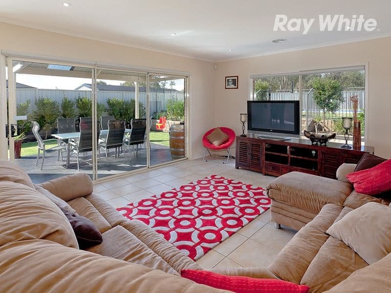 155 Newton Circuit, THURGOONA NSW 2640, Thurgoona - Thumbnail 4