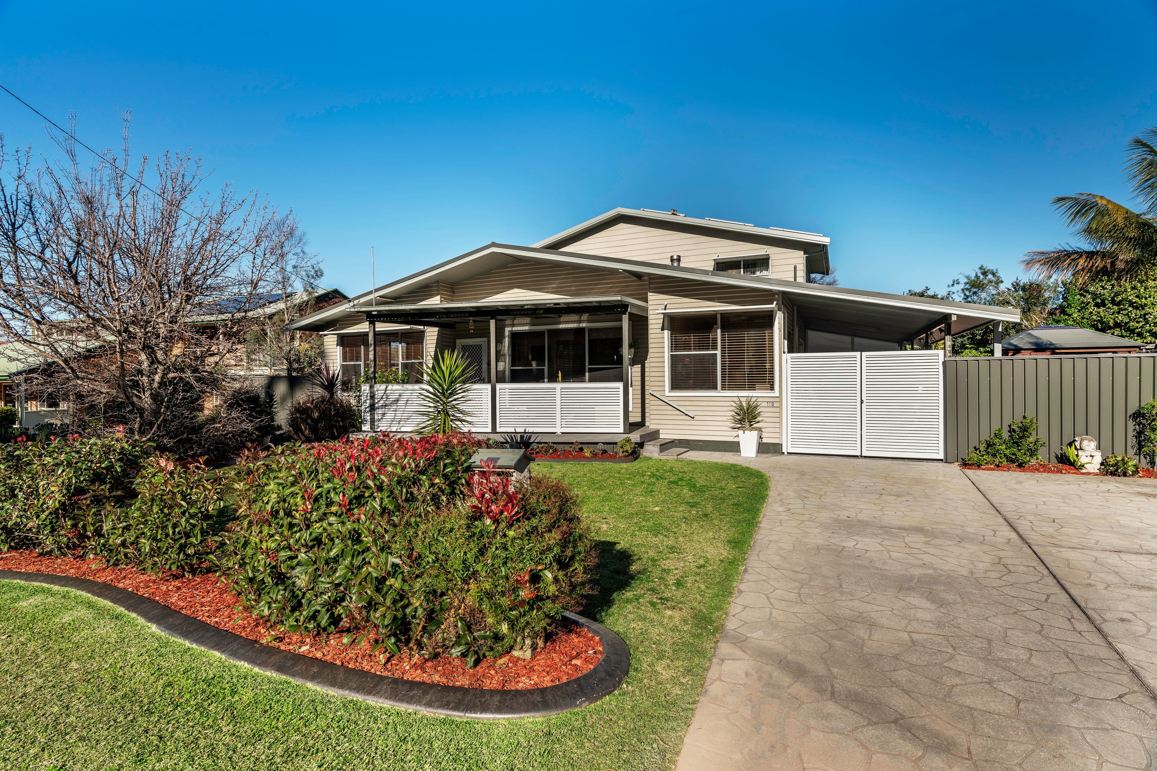 118 Shoalhaven Heads Road, Shoalhaven Heads - Image 1
