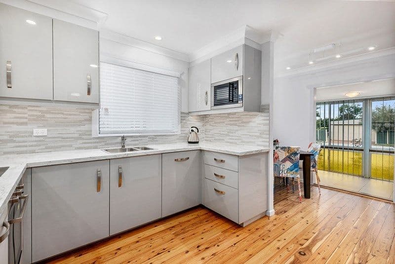 11 Talbot Street, Harristown QLD 4350, Harristown - Thumbnail 4