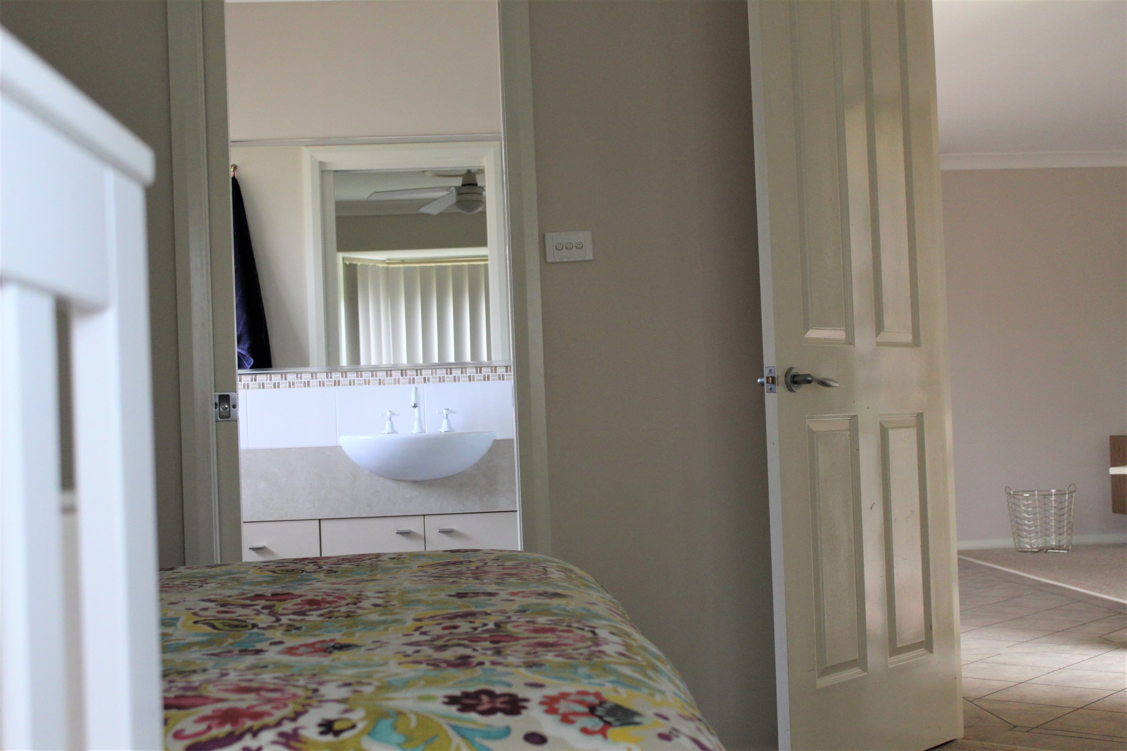 10 Avoca Place, Parkes NSW 2870, Parkes - Thumbnail 4
