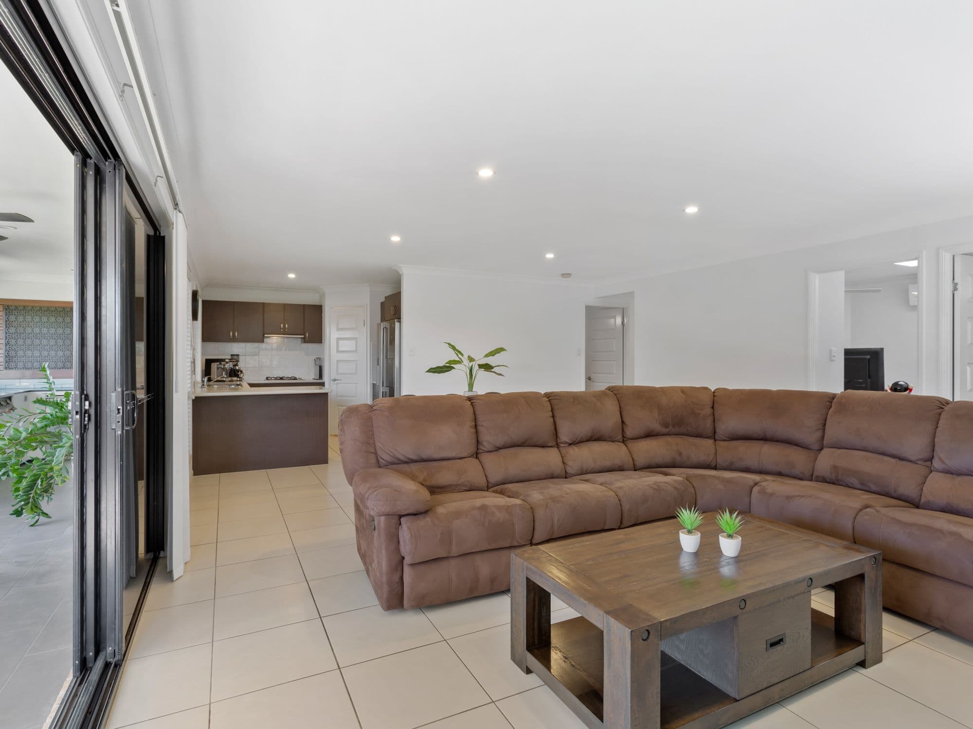 19 Lido Circuit, Warner QLD 4500, Warner - Thumbnail 8
