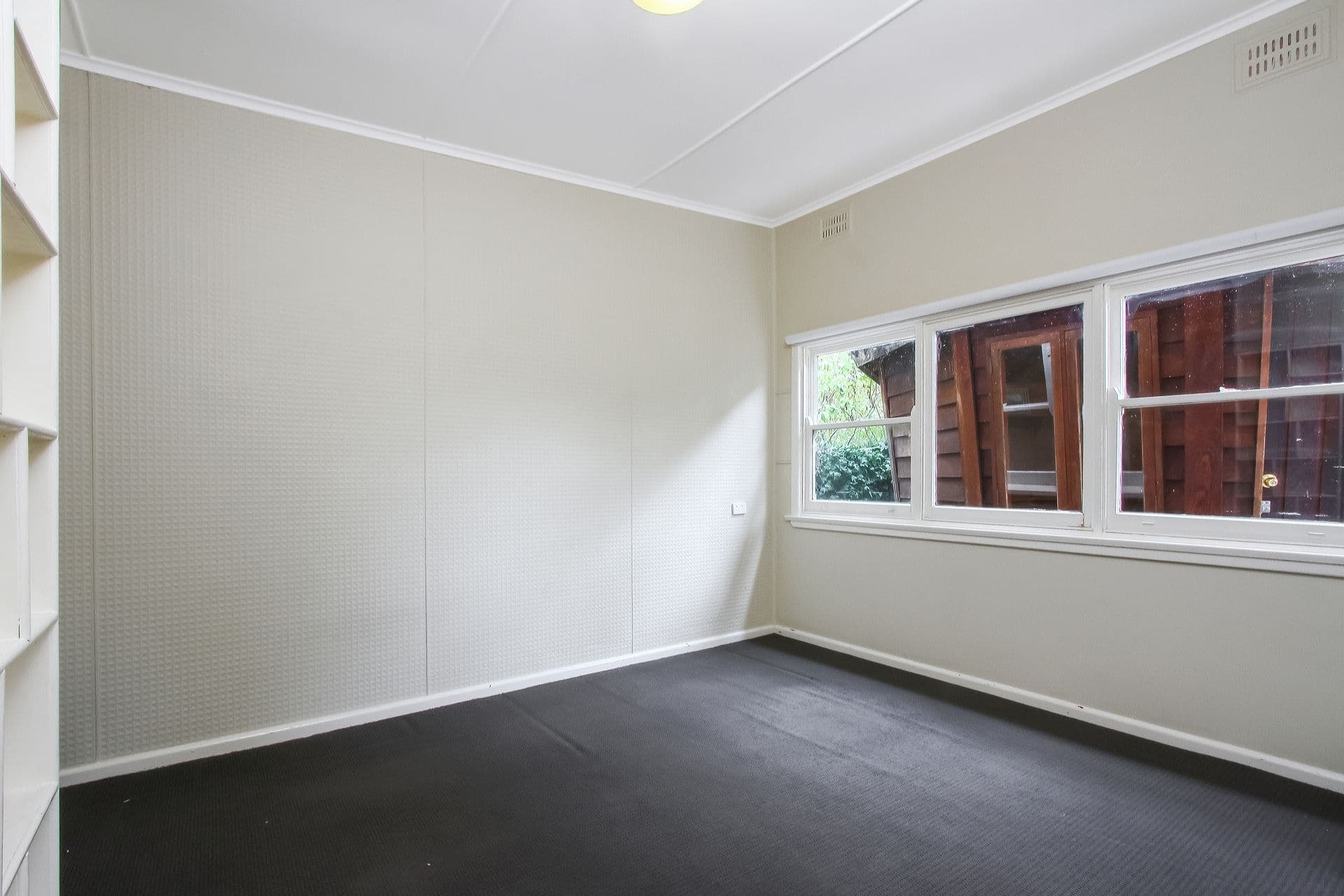 84 Deccan Street, Goulburn - Thumbnail 6