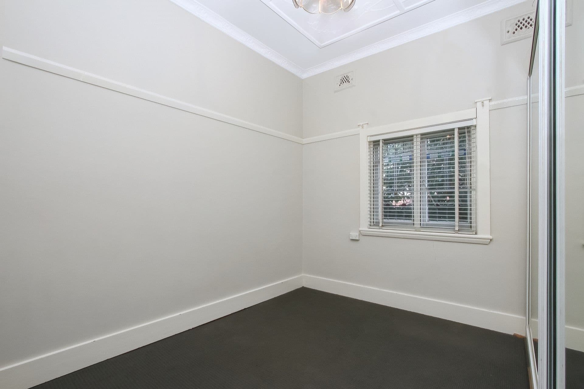 84 Deccan Street, Goulburn - Thumbnail 7