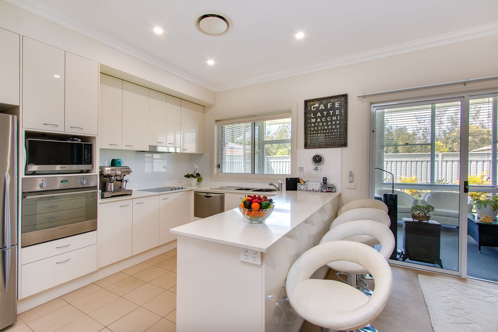1 The Cove Drive, Fullerton Cove - Thumbnail 2