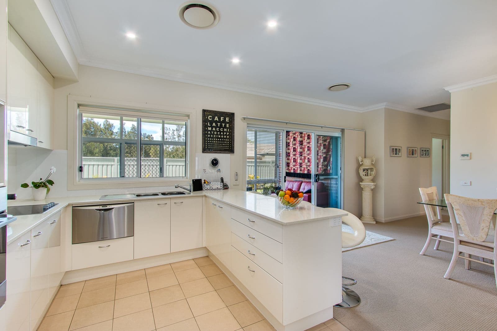 1 The Cove Drive, Fullerton Cove - Thumbnail 3