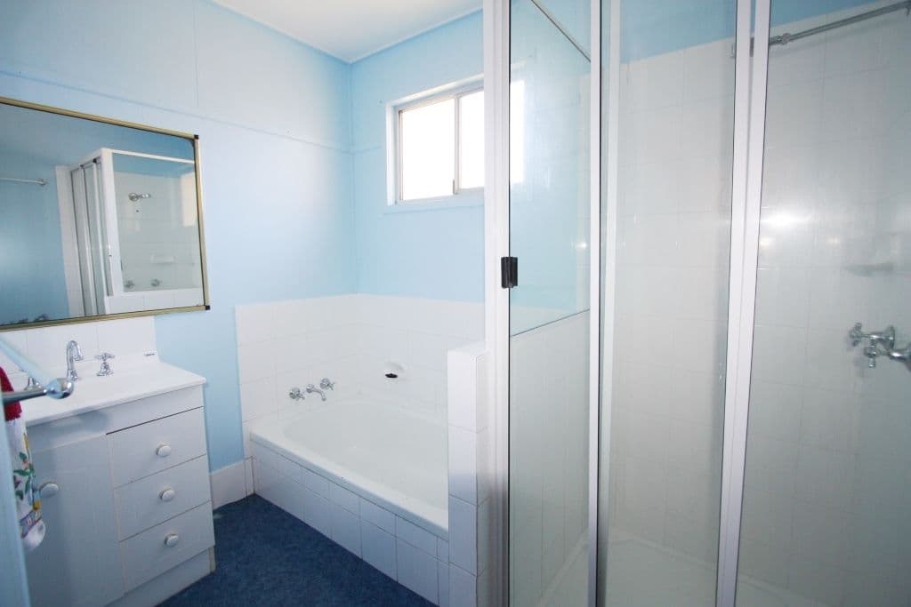 4 Browns Road, VICTORY HEIGHTS QLD 4570, Victory Heights - Thumbnail 4