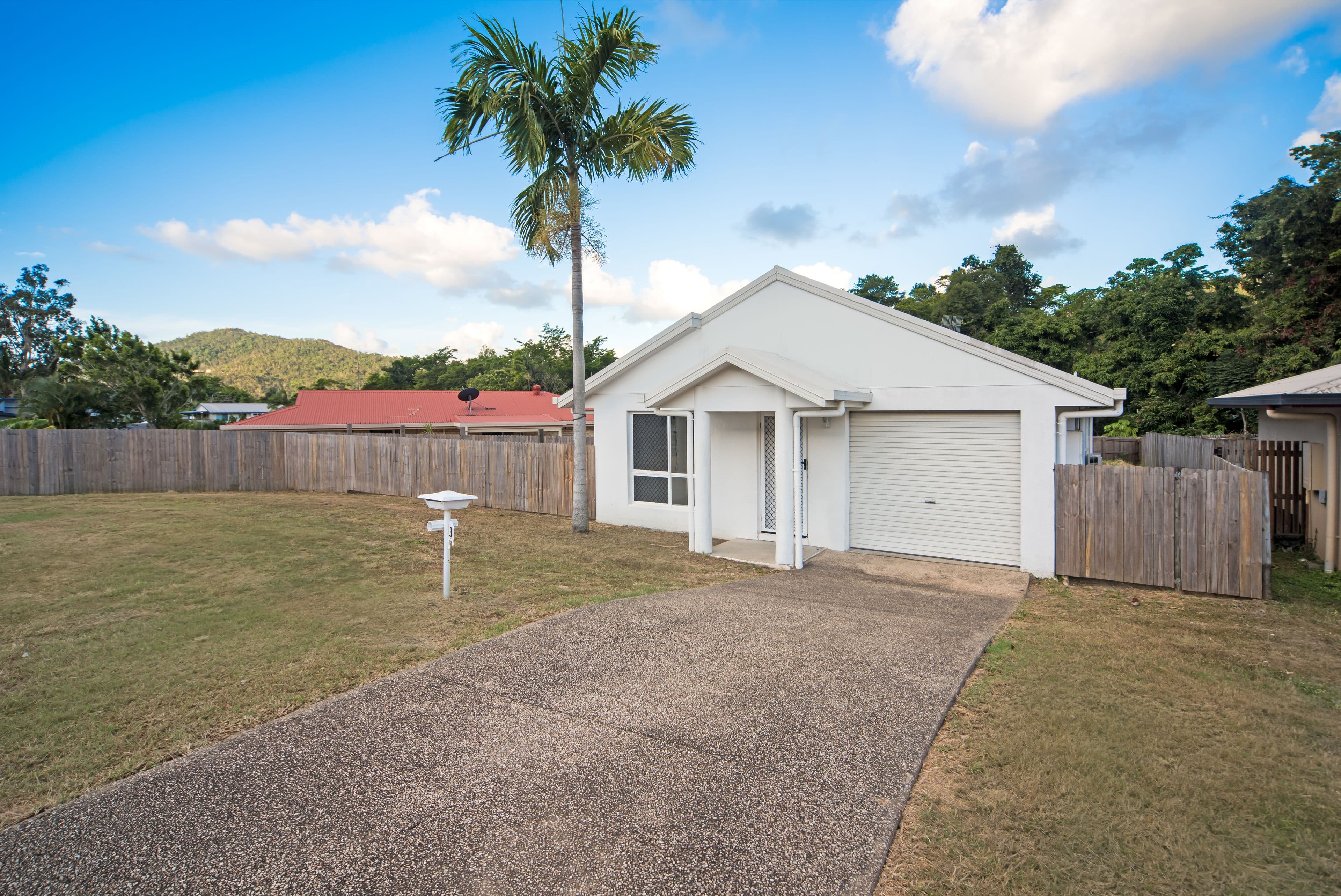3 Phoenix Court, Jubilee Pocket QLD 4802, Jubilee Pocket - Thumbnail 2