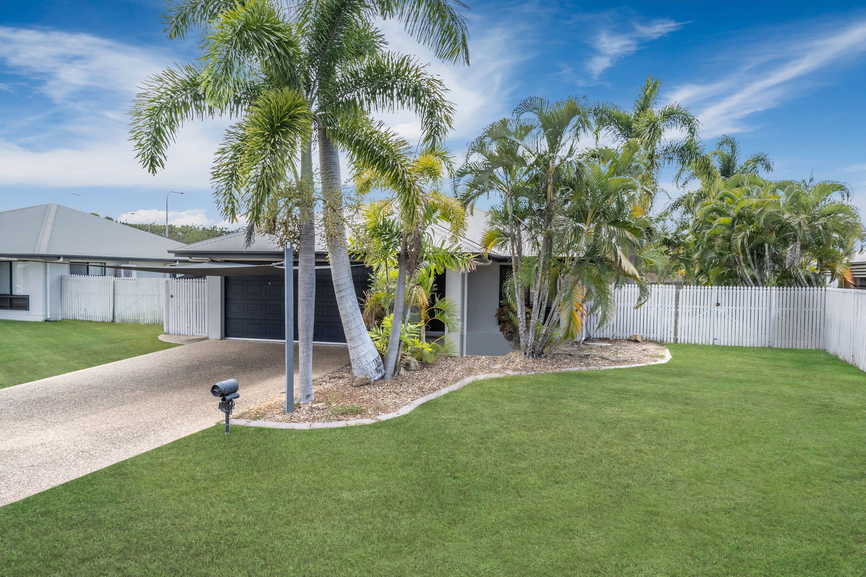 23 Chichester Avenue, Kirwan QLD 4817, Kirwan - Thumbnail 2