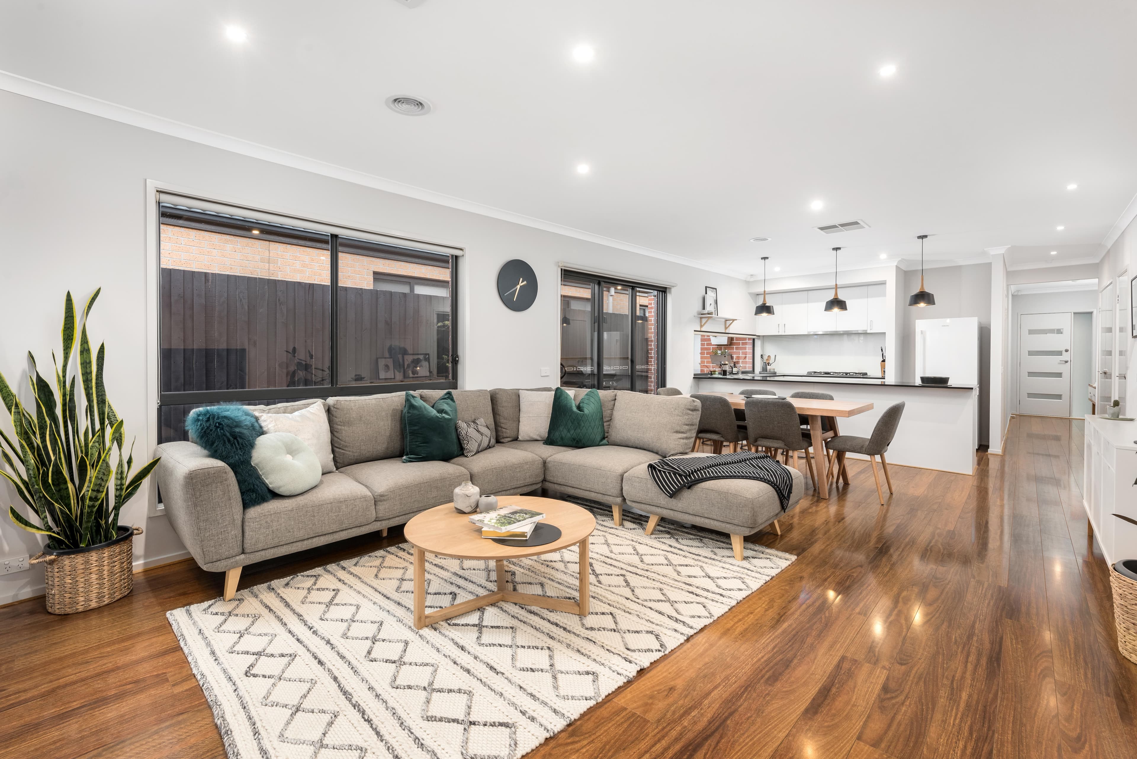 40 Fossilstone Avenue, Doreen VIC 3754, Doreen - Thumbnail 2