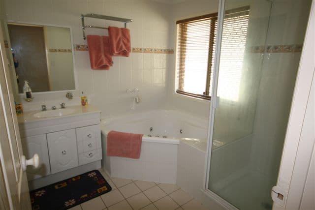 14 Homebush Drive, REGENTS PARK QLD 4118, Regents Park - Thumbnail 4