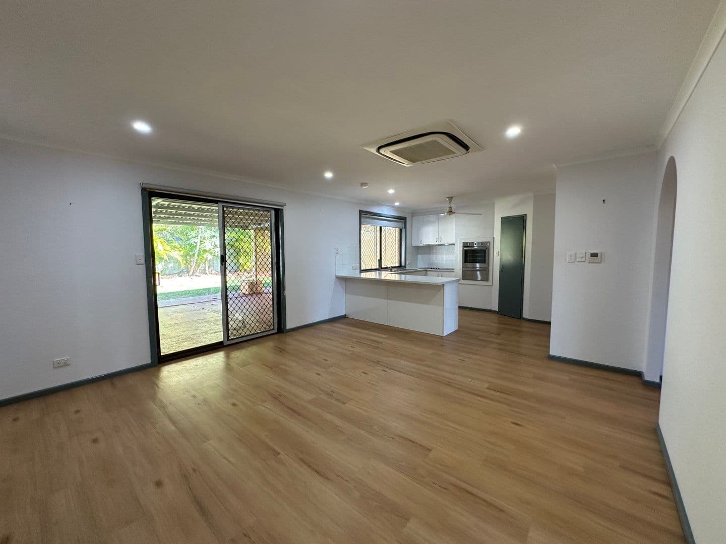 4 Burnside Close, Millars Well WA 6714, Millars Well - Thumbnail 4