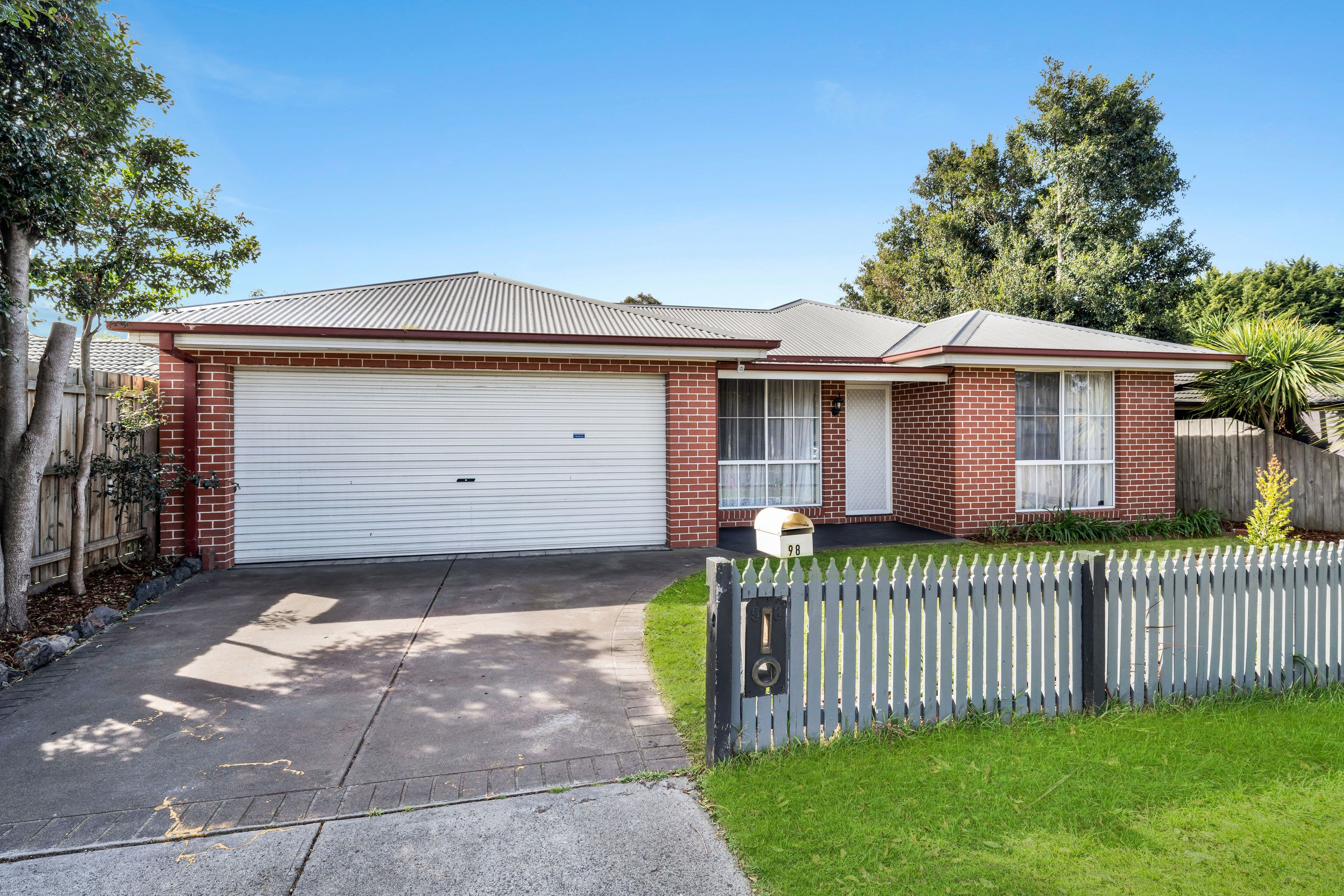 98 Rangeview Drive, Skye VIC 3977, Skye - Image 1