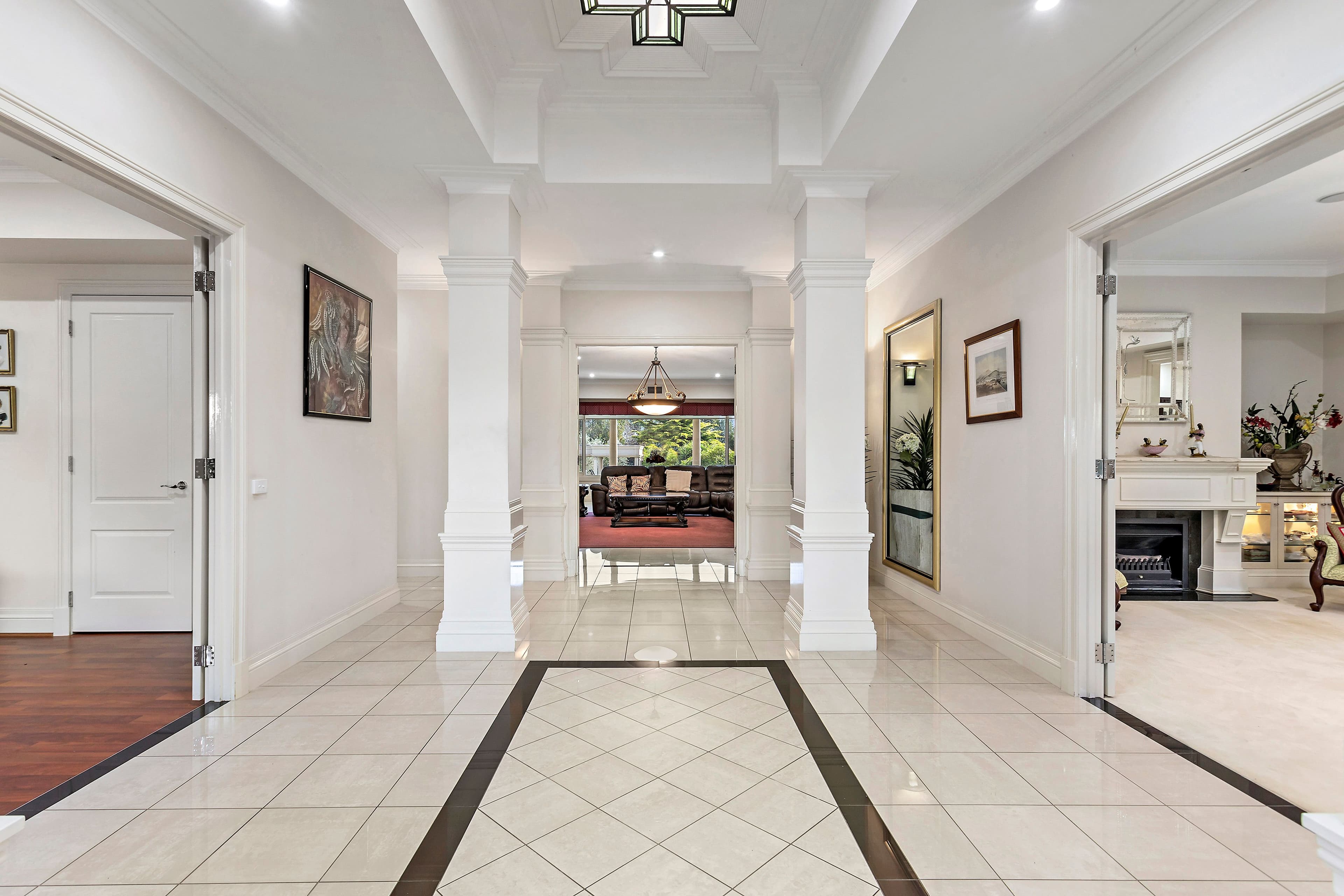 5 Jeffrey Drive, Yarrambat VIC 3091, Yarrambat - Thumbnail 4