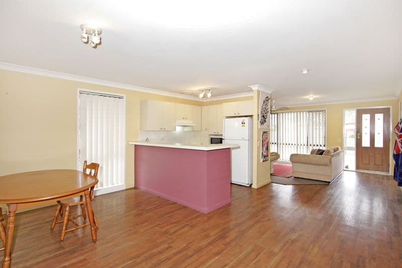2 Sir Joseph Banks Drive, BATEAU BAY NSW 2261, Bateau Bay - Thumbnail 2