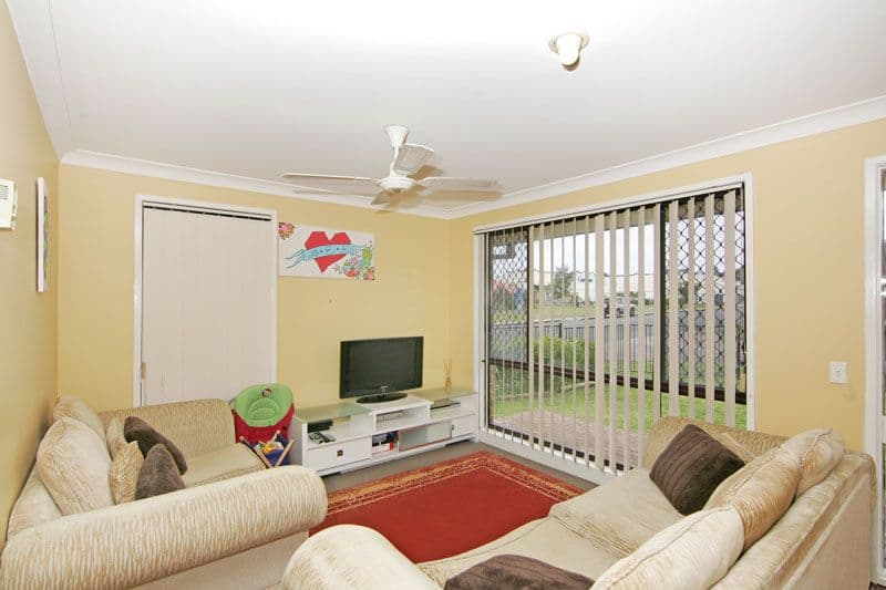 2 Sir Joseph Banks Drive, BATEAU BAY NSW 2261, Bateau Bay - Thumbnail 4