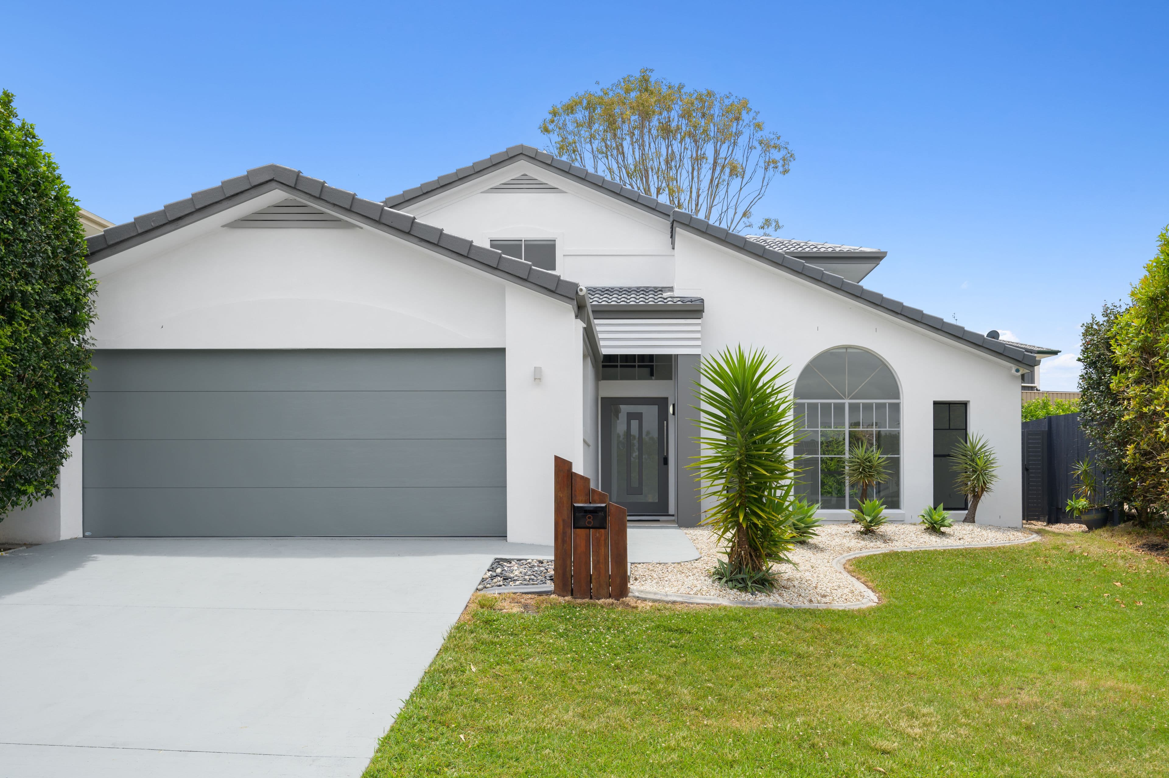 8 Encore Crescent, Ashmore QLD 4214, Ashmore - Image 1