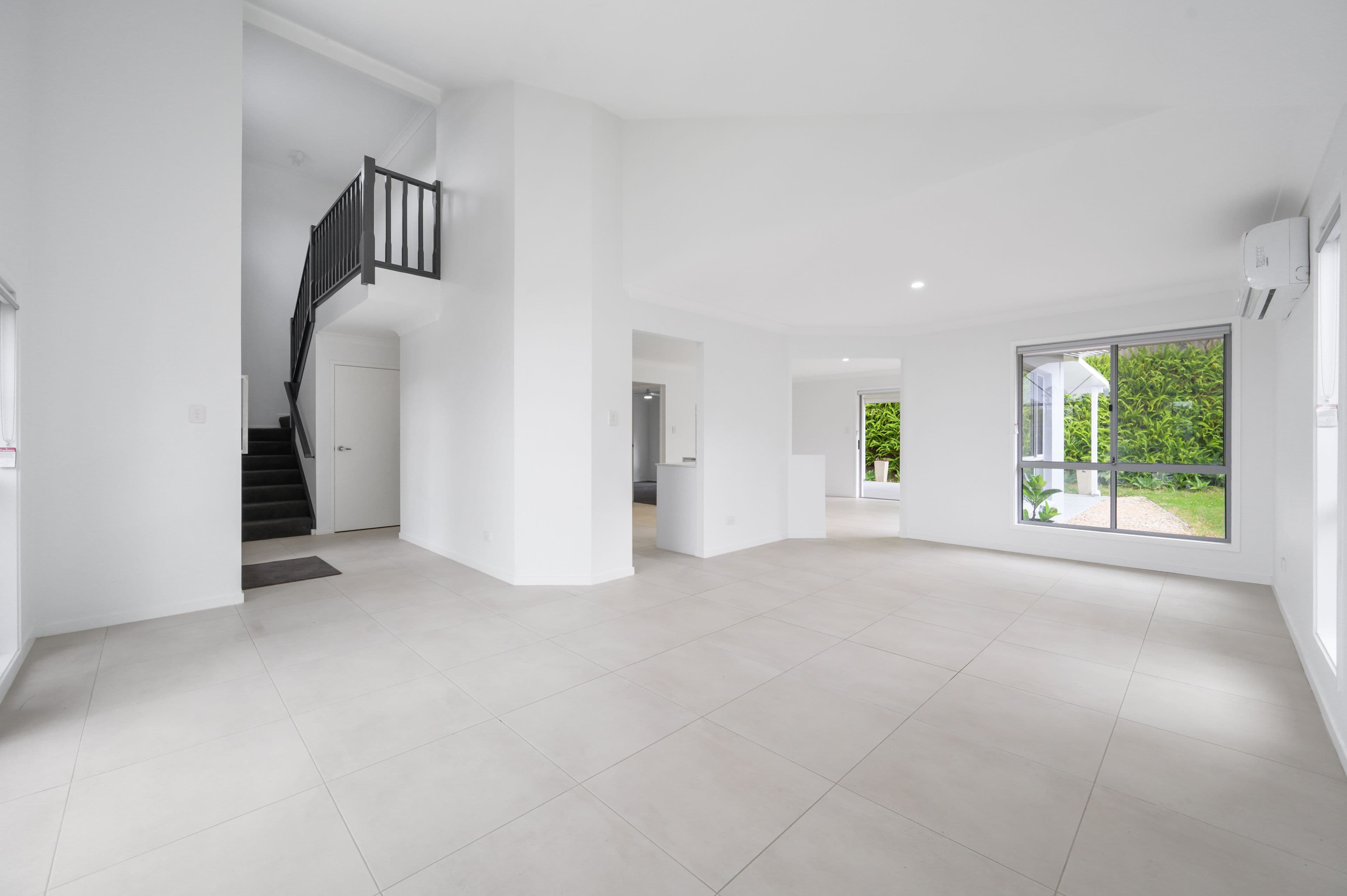 8 Encore Crescent, Ashmore QLD 4214, Ashmore - Thumbnail 3