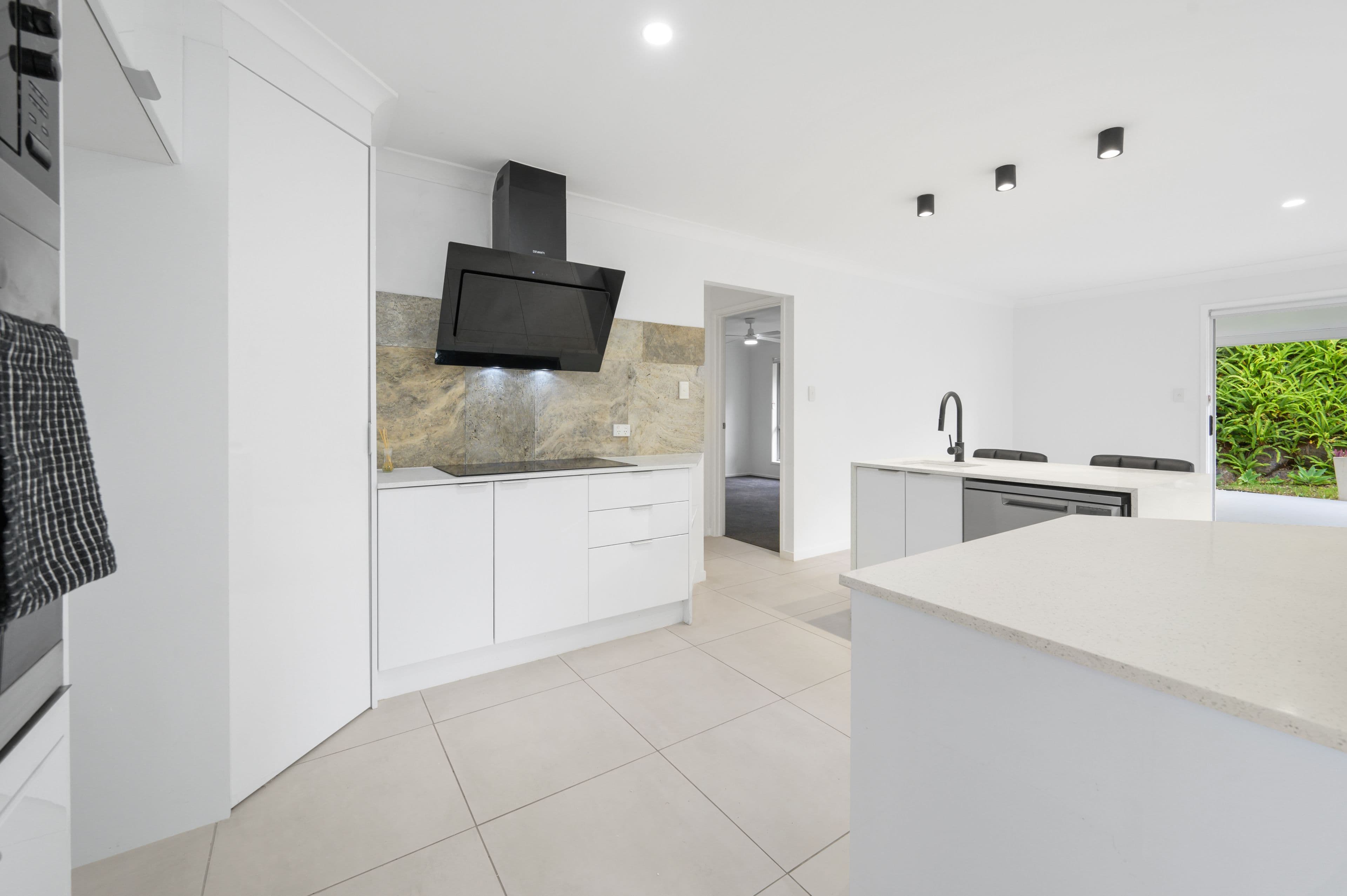 8 Encore Crescent, Ashmore QLD 4214, Ashmore - Thumbnail 6