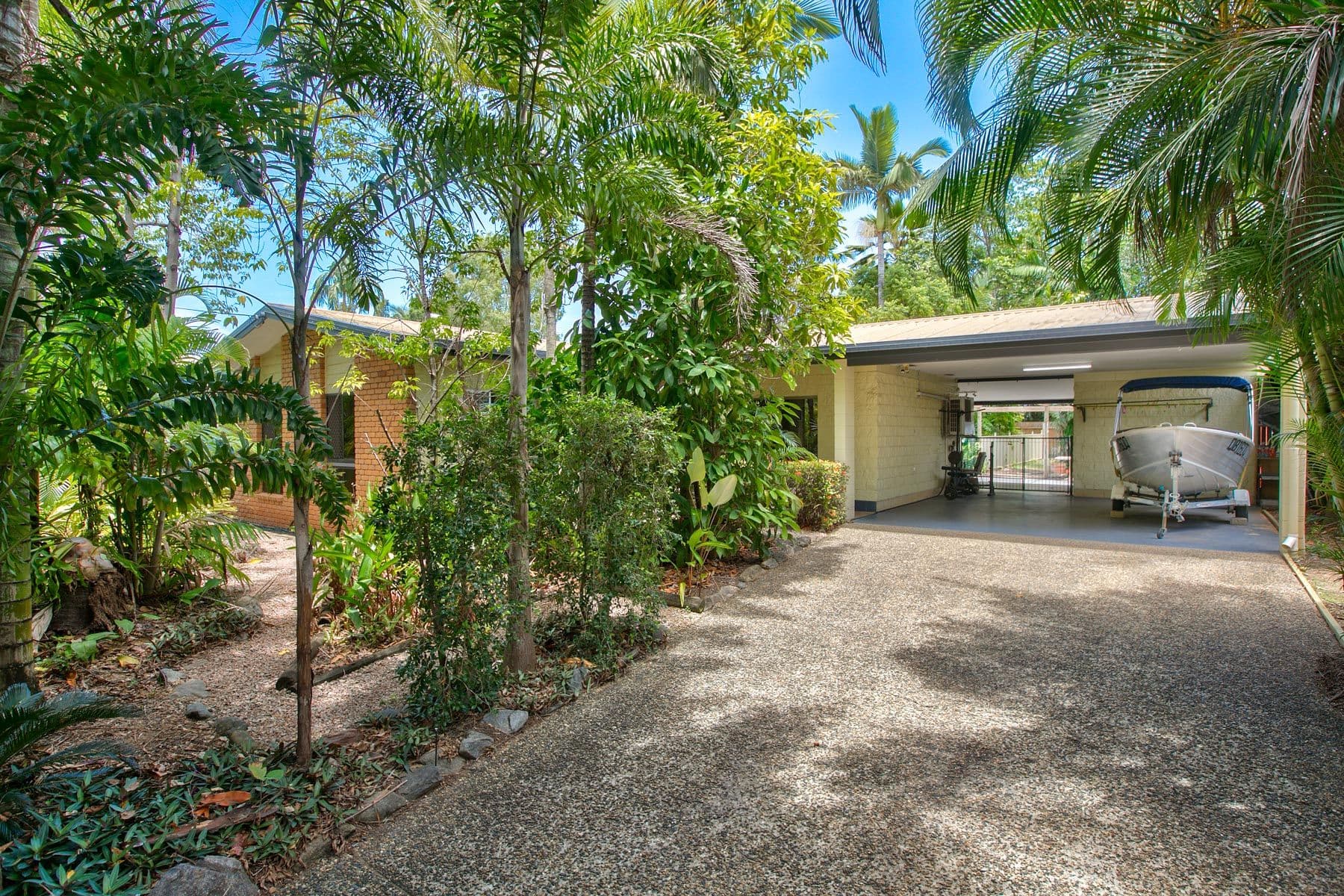 19 Huon Street, Trinity Beach QLD 4879, Trinity Beach - Thumbnail 2