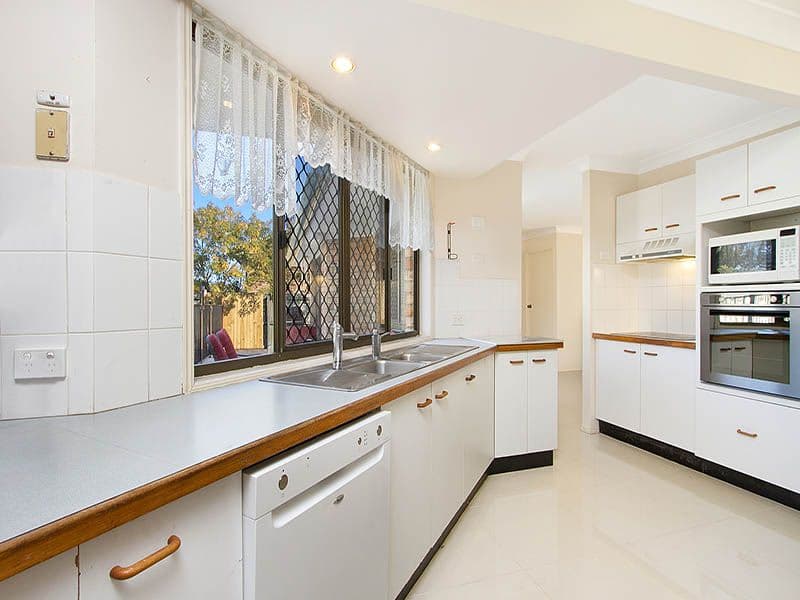 61 Ellendale Crescent, DAISY HILL QLD 4127, Daisy Hill - Thumbnail 2